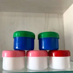 قوطی کرم 30 گرمی با درب پیچی کد 1021